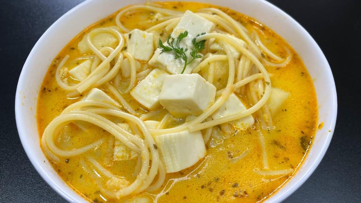 Receta Fácil De Sopa De Queso: Deliciosa, Ligera Y Perfecta Para Compartir Con Familia Y Amigos 1